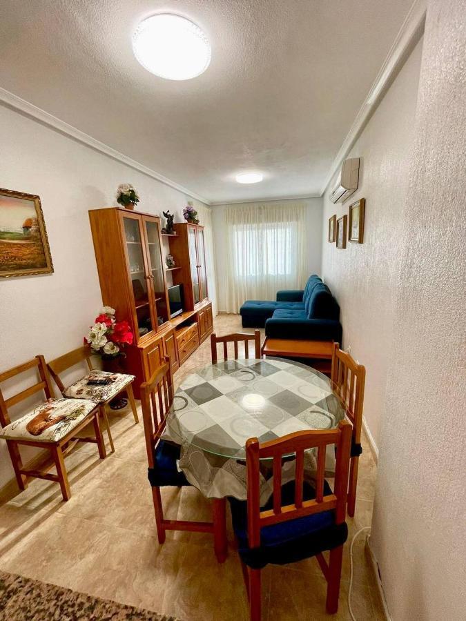 El Terremoto Apartment Torrevieja Exterior photo