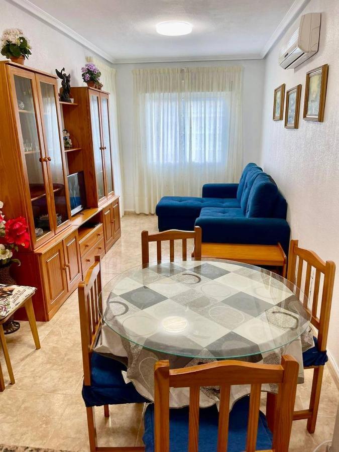 El Terremoto Apartment Torrevieja Exterior photo